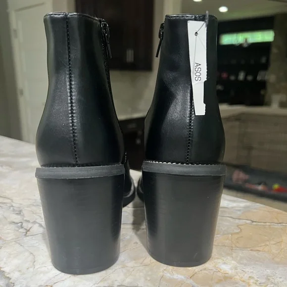 ASOS - Picture 4 of 5